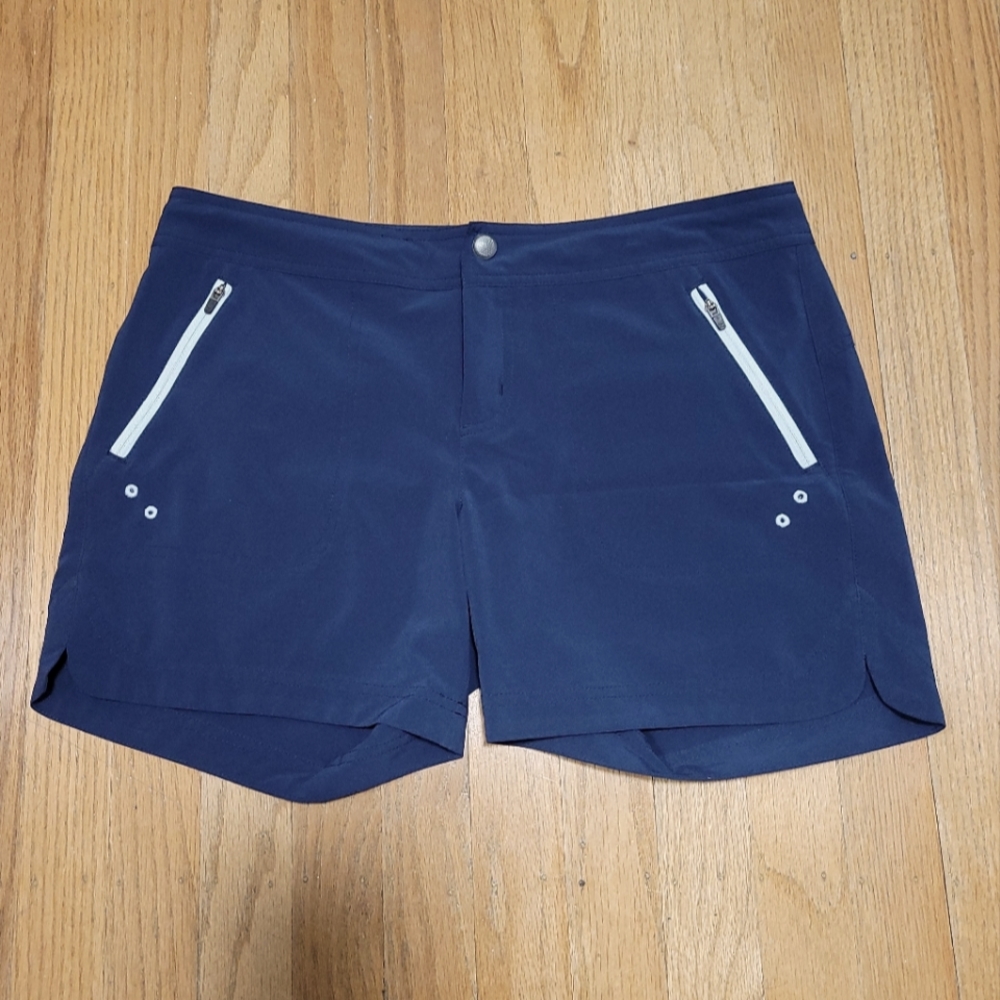 Rogue Shorts